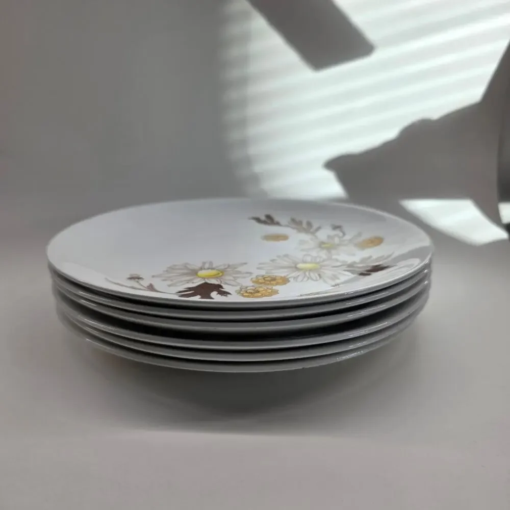 Johnson Bros Daisies Won't Tell Ironstone Dinner Plates 10
